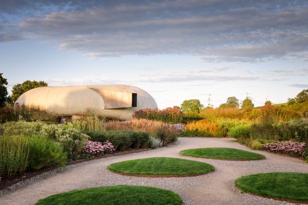 OUDOLF FIELD & RADIĆ PAVILION